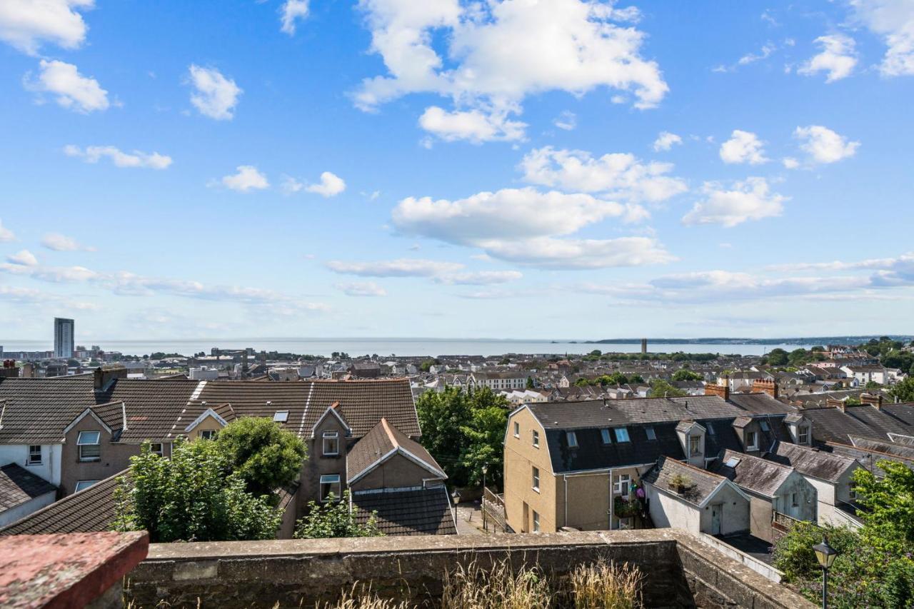 Cwtch On The Coast Apartment Swansea Exterior photo
